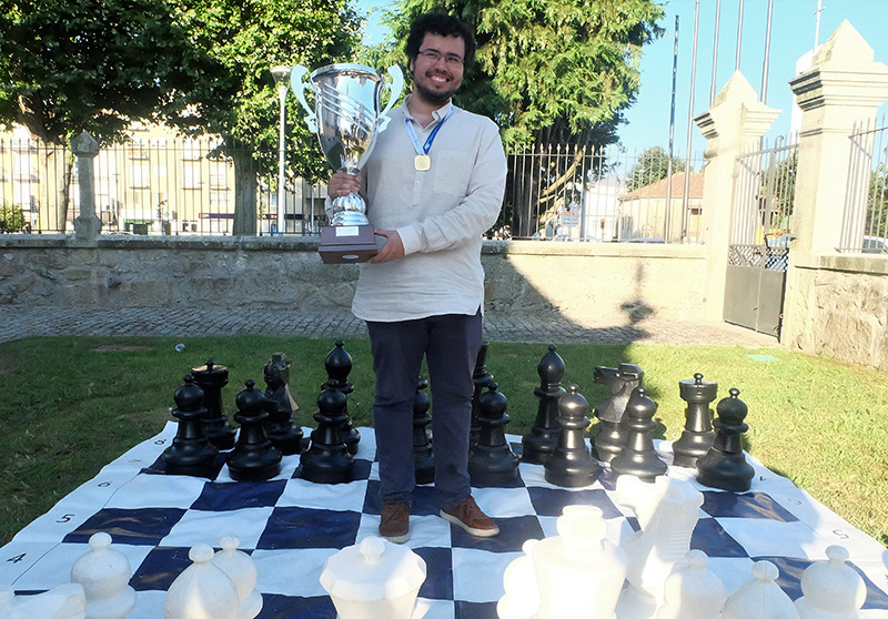 not-jorge-ferreira-grandemestre